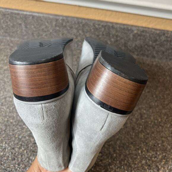 Hush Puppies Ankle Bootie Womens 9.5 M Light Gray Suede Comfort Casual Boots New - Picture 8 of 11